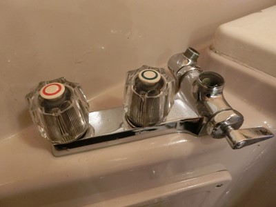 現状回復 ハウスクリーニング 浴室 汚部屋 水垢