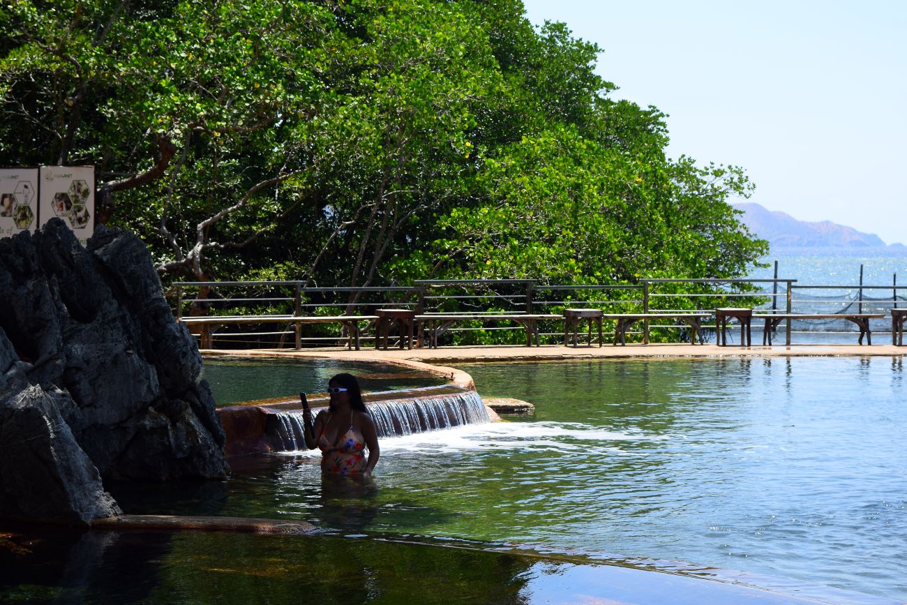 Maquinit Hot Spring