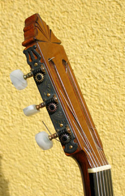 Gerundino Fernandez 1975 - Guitar 1 - Photo 2