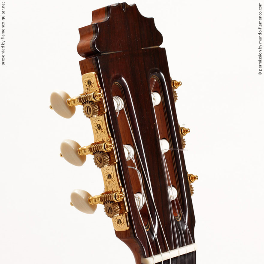 MANUEL REYES HIJO | GUITAR  GITARRE | 2001  | HEADSTOCKS | GITARREN-KOPF 