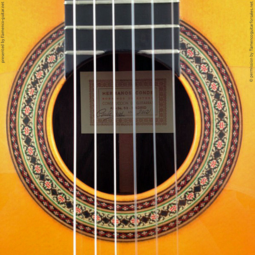 HERMANOS CONDE - SOBRINOS DE ESTESO 2002 - ROSETTE - BOCA
