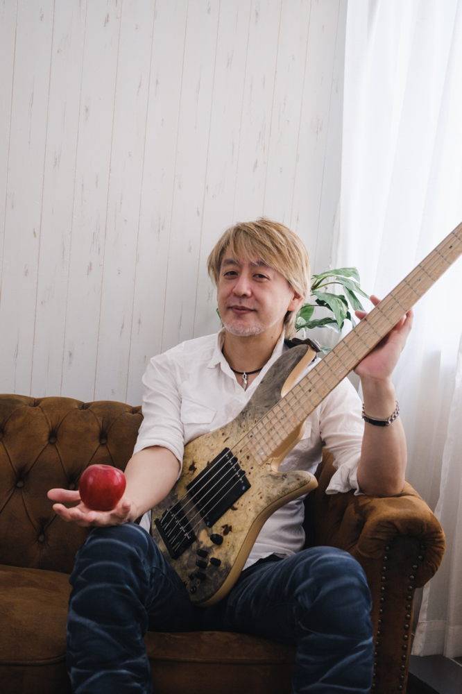 野々口毅（bass）