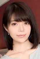 三田 友梨那