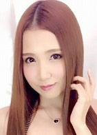 友田 彩也香