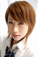 芹澤 かなえ