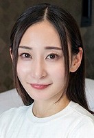 足立 友梨
