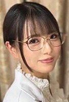 山石 麻衣香