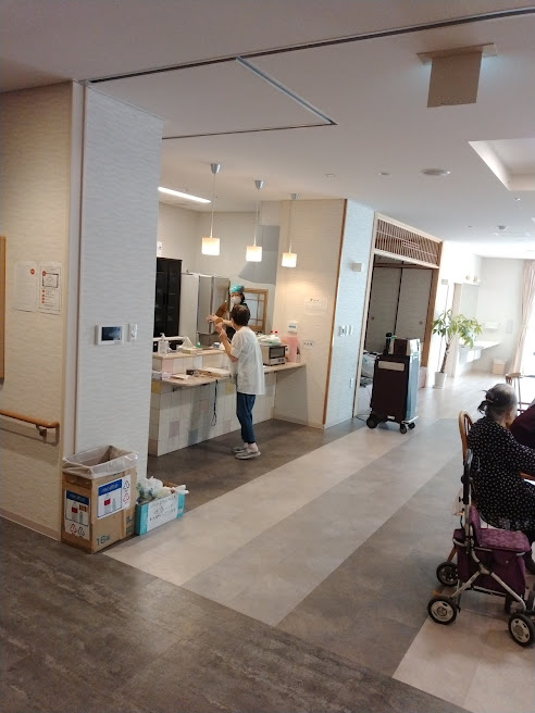 晴れのち曇り（おしゃべりサロン）