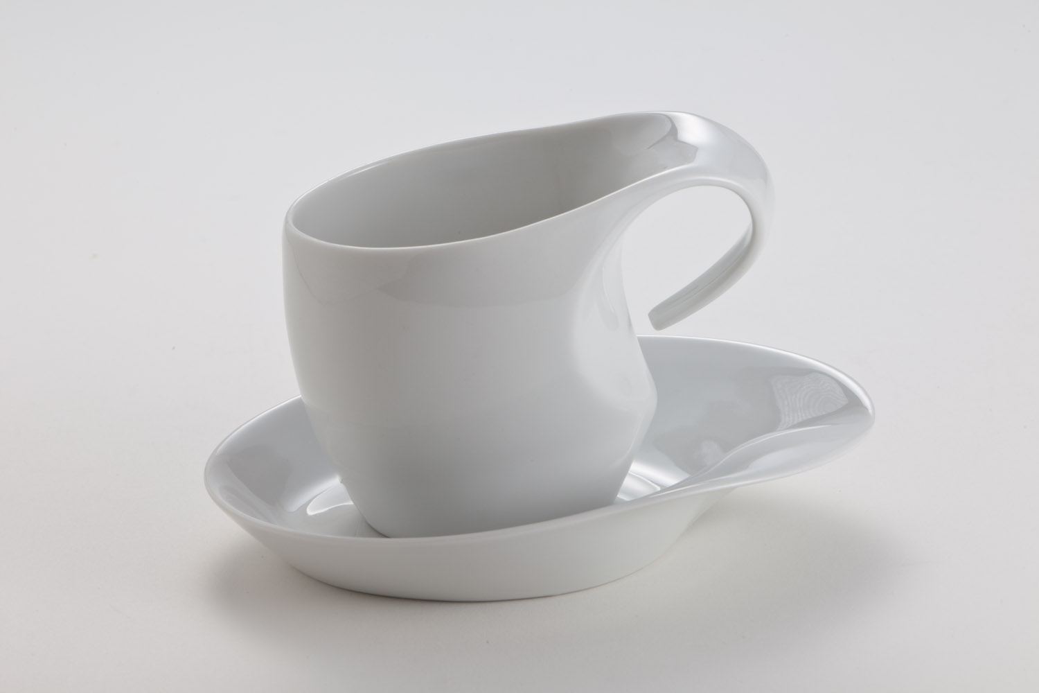 TASSE 0,25 MIT UNTERTASSE 2