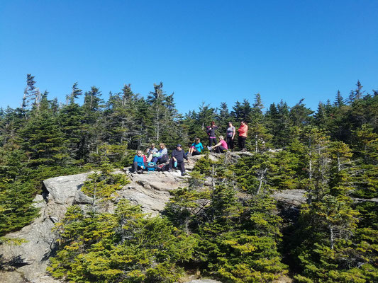 En se promenant sur le cap de ''Spruce Peak''