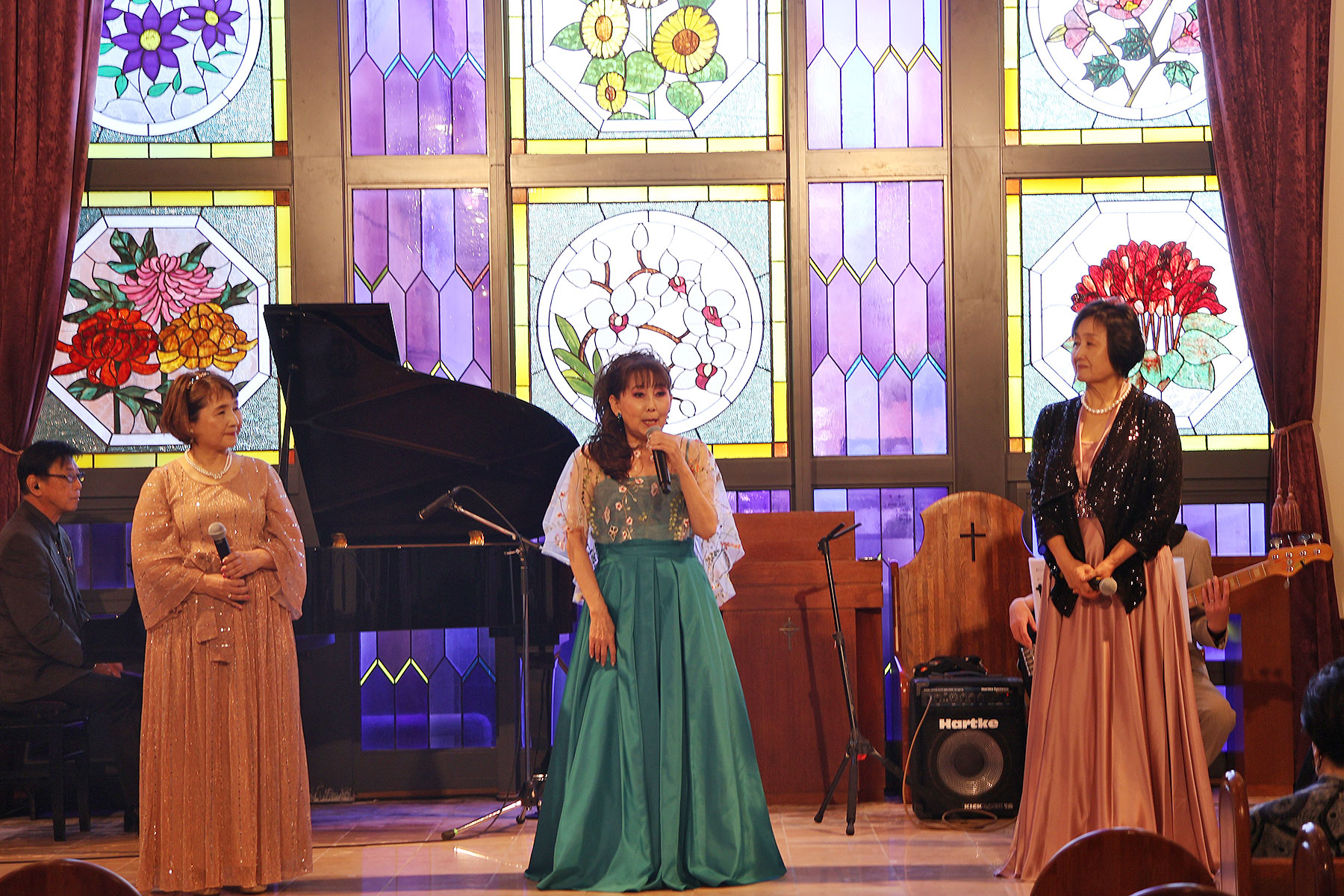 EMI'S MILD AUTUMN LIVE 2025 Emi＆Friends 〜 歌の玉手箱〜