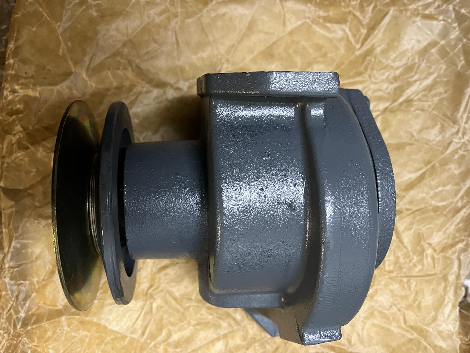 236-1307010-А3 (236-1307010-A3) Wasserpumpe Motor JAMZ (YAMZ) 236, 238. Waterpump engine JAMS (YAMS) 236, 238. Водяная помпа (насос) Двигатель ЯМЗ-236, 238.
