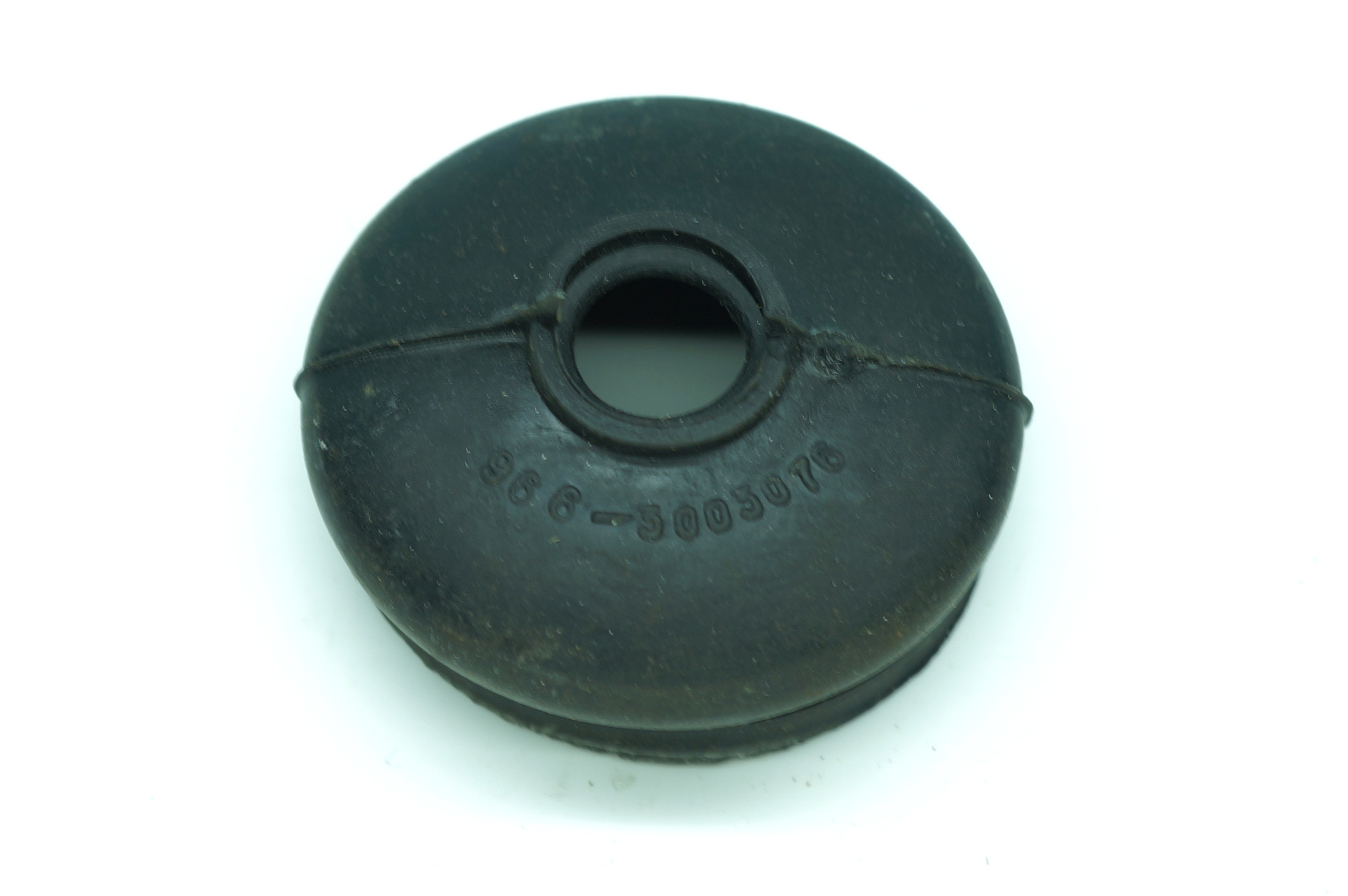 966-3003076 (966-3003076-А) Manschette (Gummi Staubschutz) Spurstangenkopf ZAZ 966/968. Gaiter track rod end SAS 966/968. Пыльник (чехол) рулевого наконечника ЗАЗ 966/968.