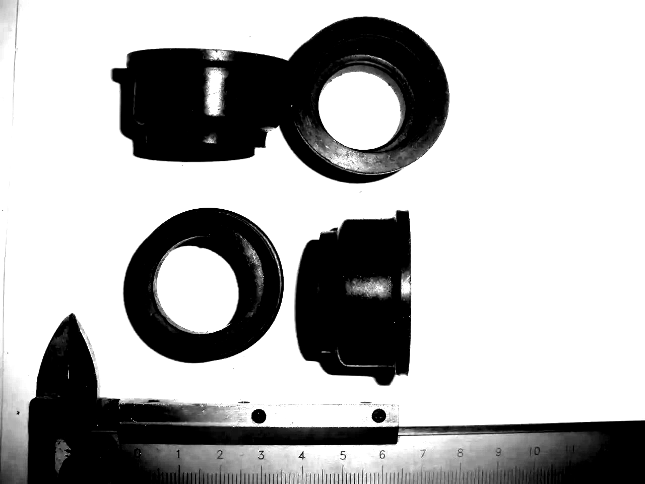 20-2904034 Manschette untere Querlenkerachse GAZ-21 Wolga. Sleeve bottom wishbone axle GAS M21 Volga. Кольцо защитное оси нижних рычагов передней подвески ГАЗ-21 Волга.