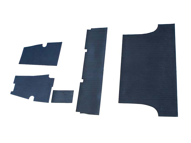 Gummimatten (Fußmatten) Satz GAZ 69A. Set Floor Mats GAS 69A. Комплект ковриков резиновых автомобиля ГАЗ 69А.