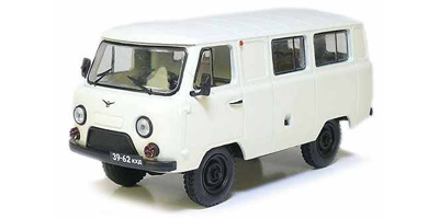 Ersatzteile UAZ 452 Spare parts UAS 452. Запчасти УАЗ 452.
