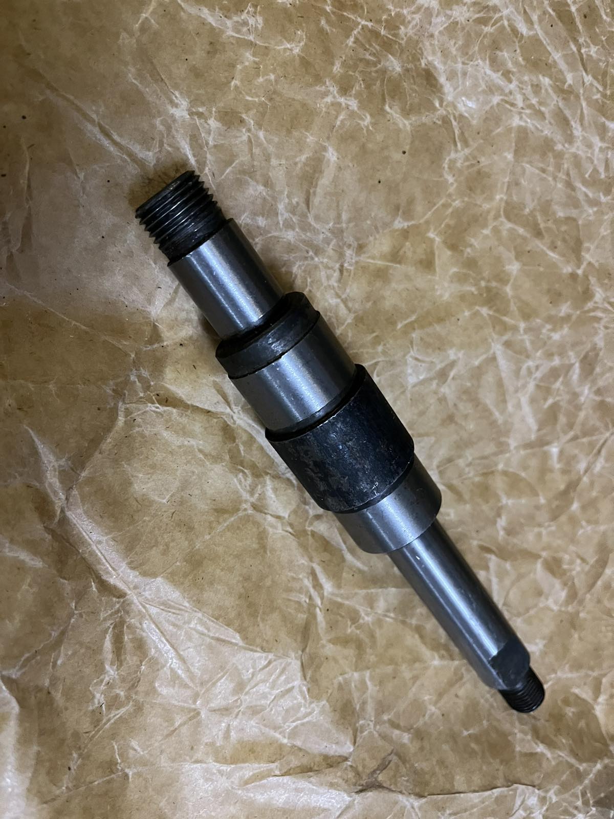 236-1307023-В Antriebswelle Wasserpumpe Motor JAMZ (YAMZ) 236, 238. Drive shaft Waterpump engine JAMS (YAMS) 236, 238. Валик Вал насоса водяного (водяной помпы) Двигатель ЯМЗ-236, 238.