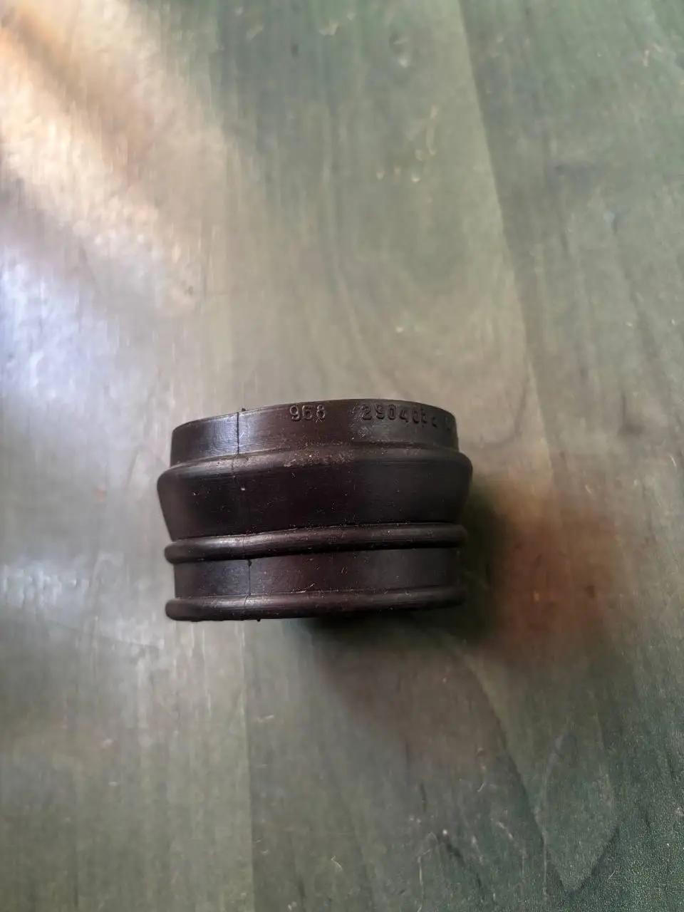 968М-2904035 (968M-2904035) Manschette Drehstab (Staubschutz Gummi) ZAZ 968/968M. Torsion bar boot SAS 968/968M. Пыльник (чехол) торсиона ЗАЗ 968/968М.