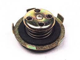 51-3505020 Bodenventil Hauptbremszylinder HBZ GAZ 24, GAZ 24-24, GAZ 24-01, GAZ 24-02 Wolga. Valve brake master cylinder GAS 24, GAS 24-24, GAS 2401, GAS 2402 Volga. Клапан главного цилиндра тормоза ГТЦ ГАЗ 24, ГАЗ 24-24  ГАЗ 24-01, ГАЗ 24-02 Волга.