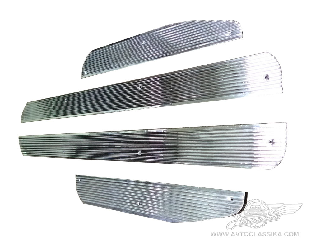 Tür Verklaidung Schutzleiste innen unten GAZ 21 Volga. Door card trim bottom inside GAS M-21 Volga. Накладки защитные обшивки обивки карт дверей ГАЗ 21 Волга.