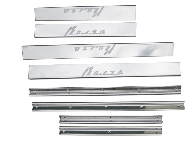 24-610552/53, 24-6201552/53 Schwellerverkleidung Einstiegleisten aus Edelstahl GAZ 24, GAZ 2410 Wolga. Door sill covers GAS 24, GAS 2410 Volga. Накладки на пороги ГАЗ 24, ГАЗ 2410 Волга.
