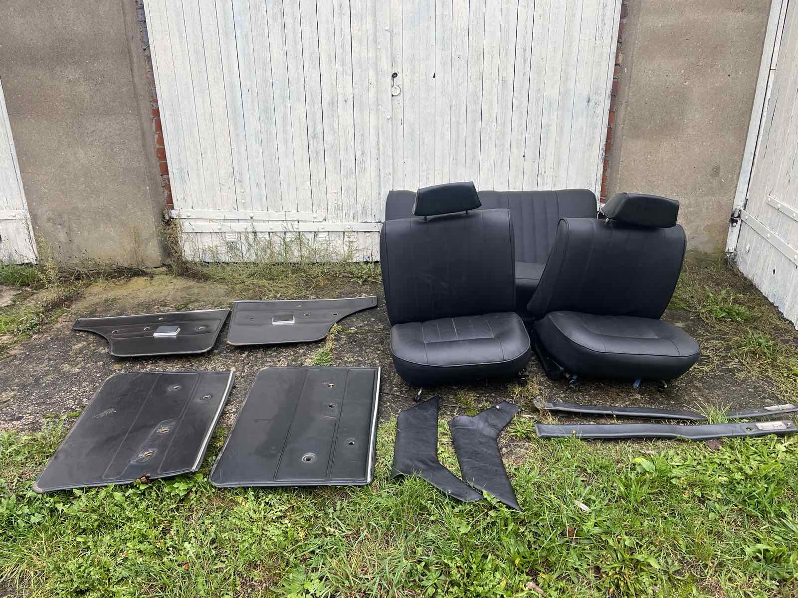 Innenausstattung komplett schwarz Moskwitsch Moskwitch Moskwich Mosi IZH 412 / 2140. Complete car interior Moskvitch 412 / 2140. Салон москвич ИЖ 412 /2140.