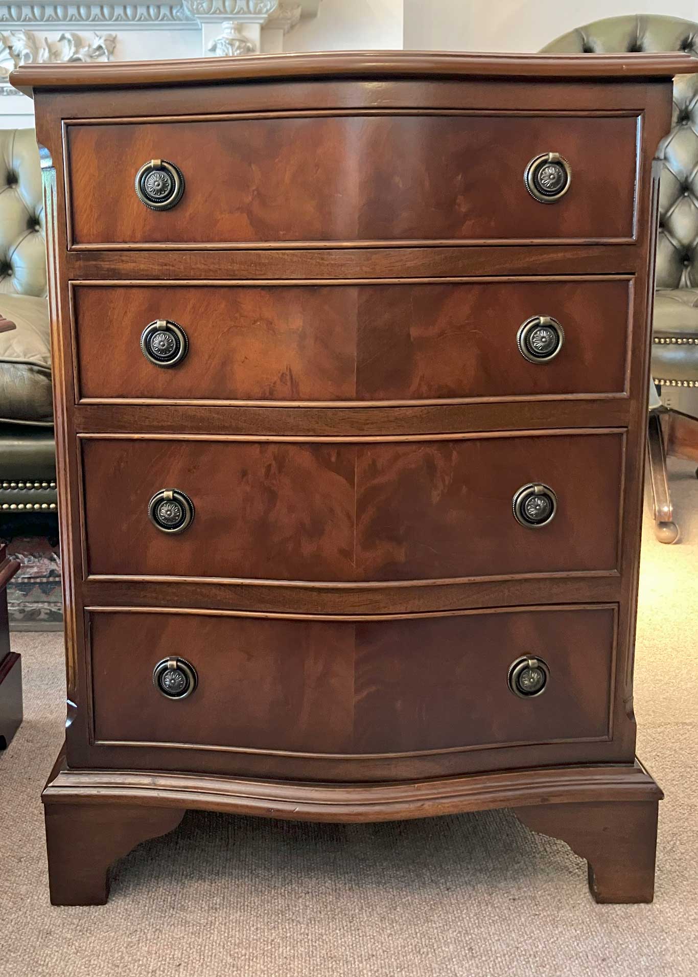 r123r119 イギリス 最高級カトラリーキャビネット 無垢 チェスト