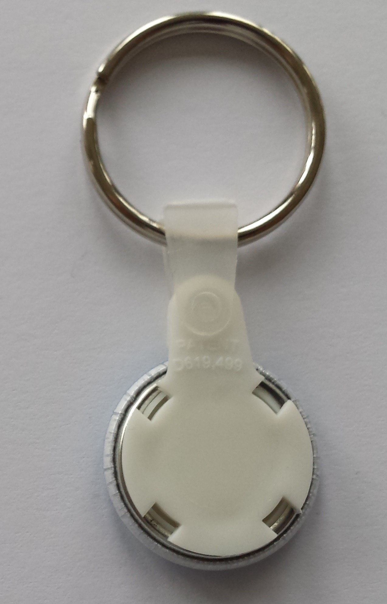 Schlüsselanhänger 25 mm ohne Kette, Rückseite weiß von Hinten