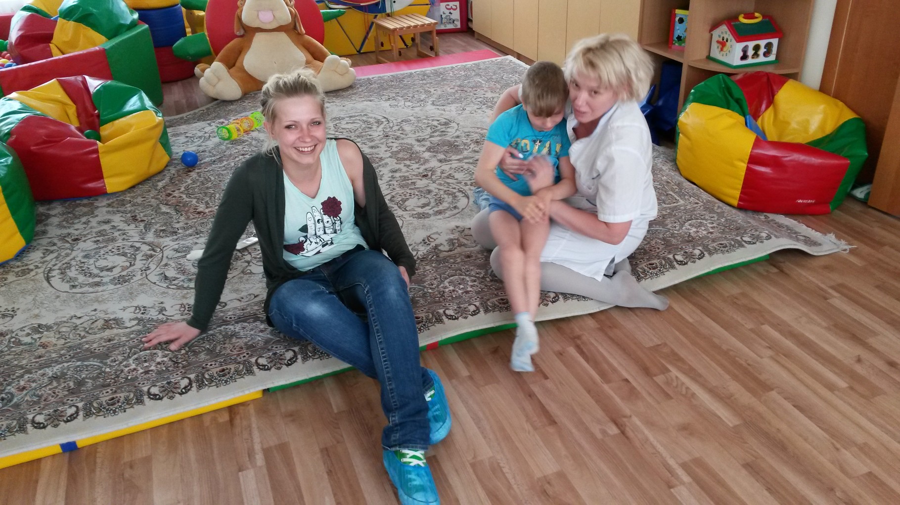 Leonie im Reha Zentrum für schwerstbehinderte Kinder