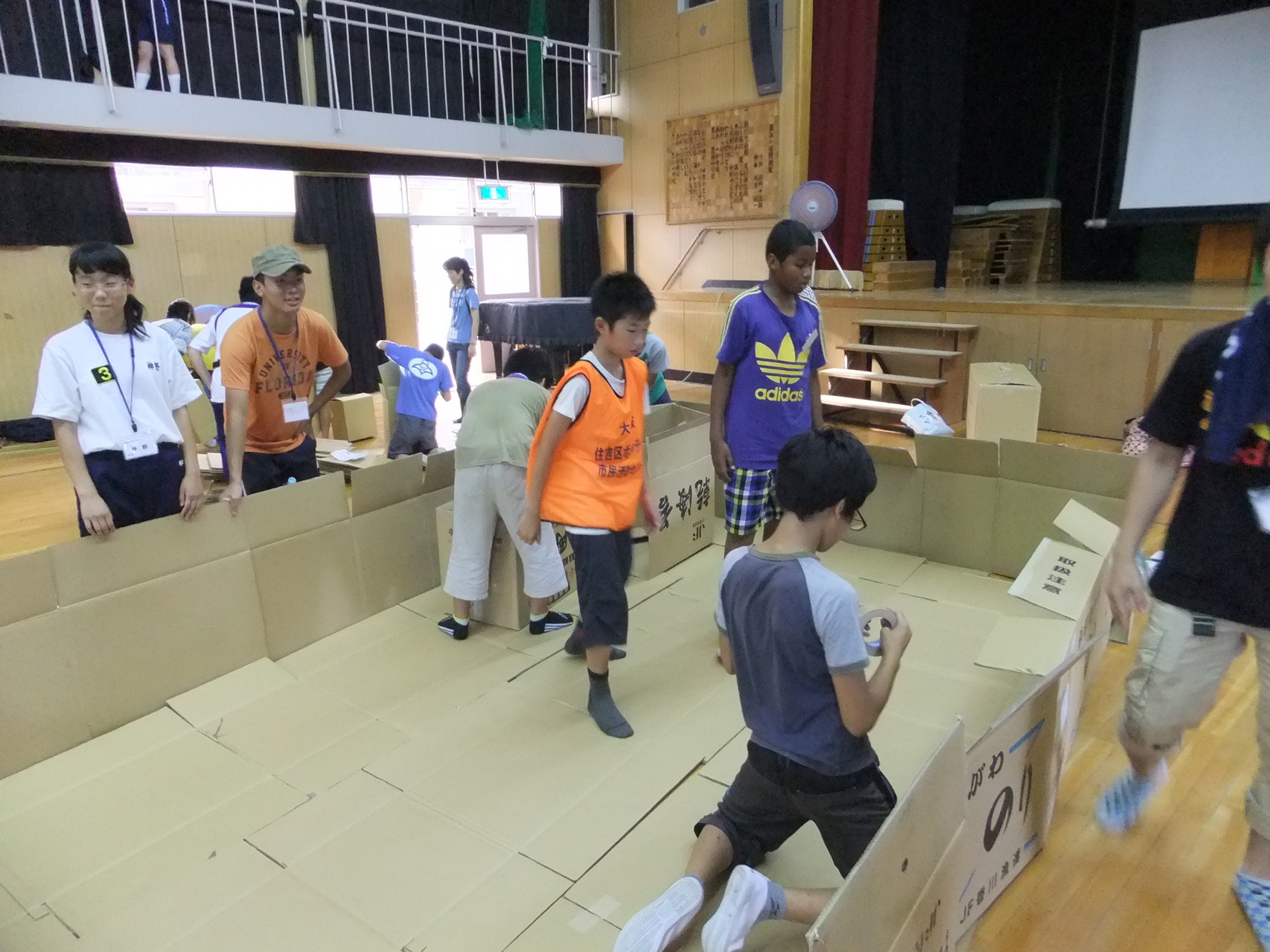 段ボールでのベッド作り