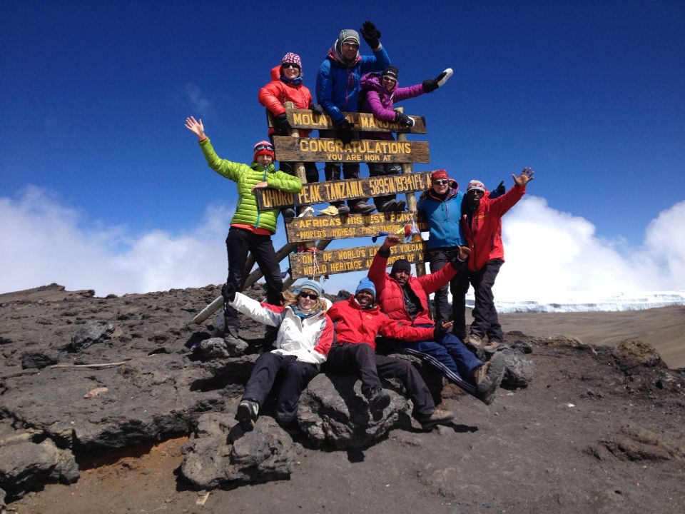 Kilimanjaro, Gipfelerfolg am Kilimanjaro über die Machame Route, AMICAL alpin Kilimanjaro