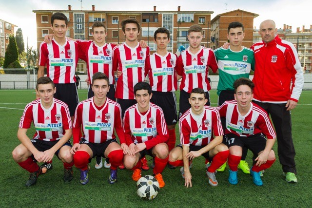 Alineación inicial del encuentro del pasado sábado ante el Olarizu. Foto: Aitor Burgoa.