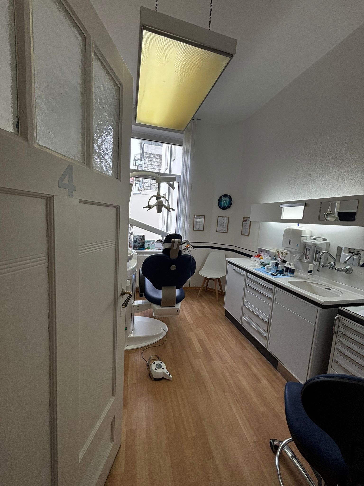Behandlungszimmer 4