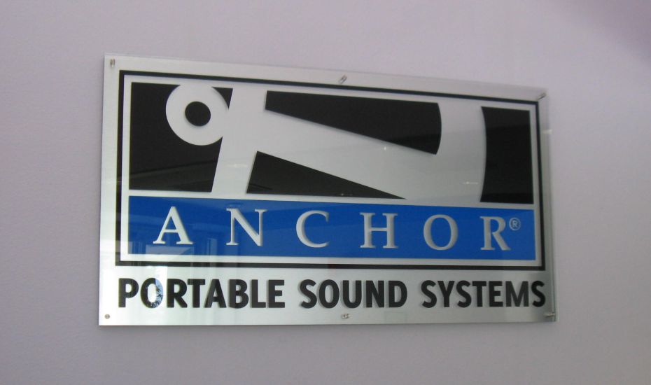 “Extremely helpful and responsive... I highly recommend them for any and all sign work in the Los Angeles area.” Blue Pond Signs – Ken Quigley