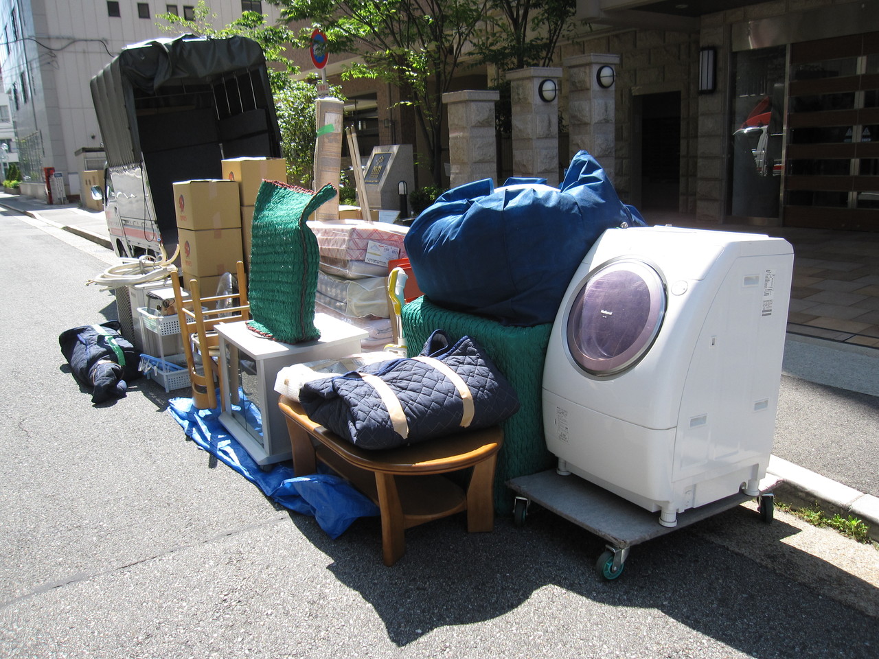赤帽 東灘区から安くて便利な単身引越し ミニ引越しの専門店 赤帽神戸の引越し 運送は神戸市の赤帽マル運送 赤帽 東灘区から安くて便利な単身引越し ミニ引越しの専門店 赤帽神戸の引越し 運送は神戸市の赤帽マル運送