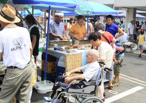 板橋区蓮根　商店街のイベント　ザ縁日