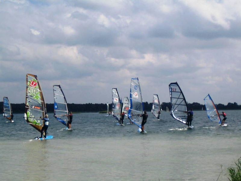 Szkółka windsurfingu
