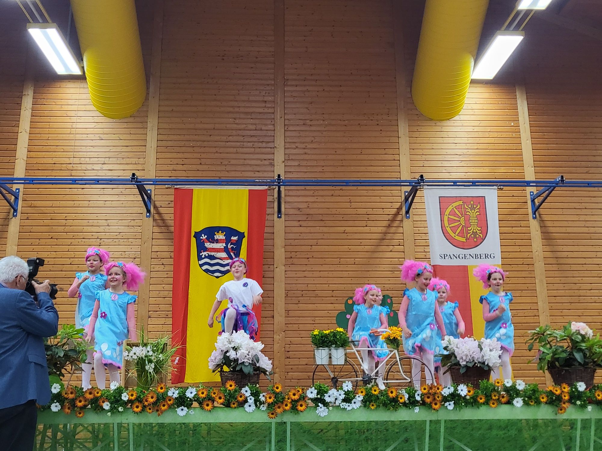 fröhlicher Auftritt der KCV-Minis '25