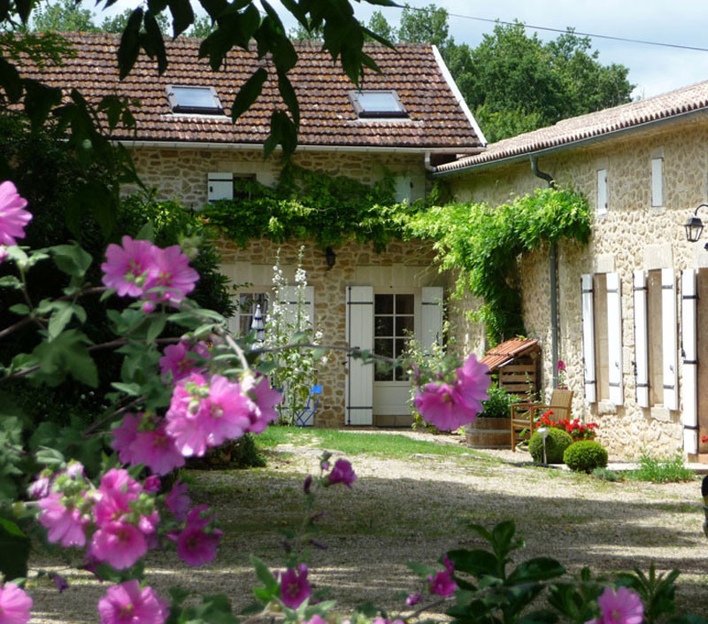 Gîte l'Estebot  Ruch Gironde-facade est