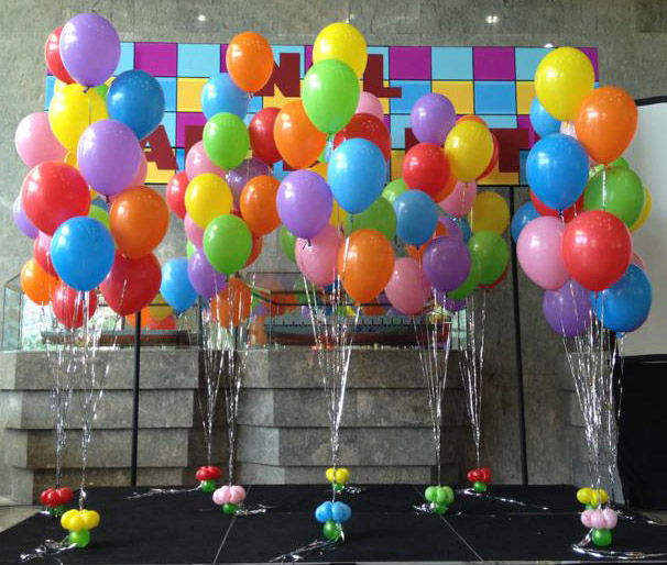 globos con helio en bouquets