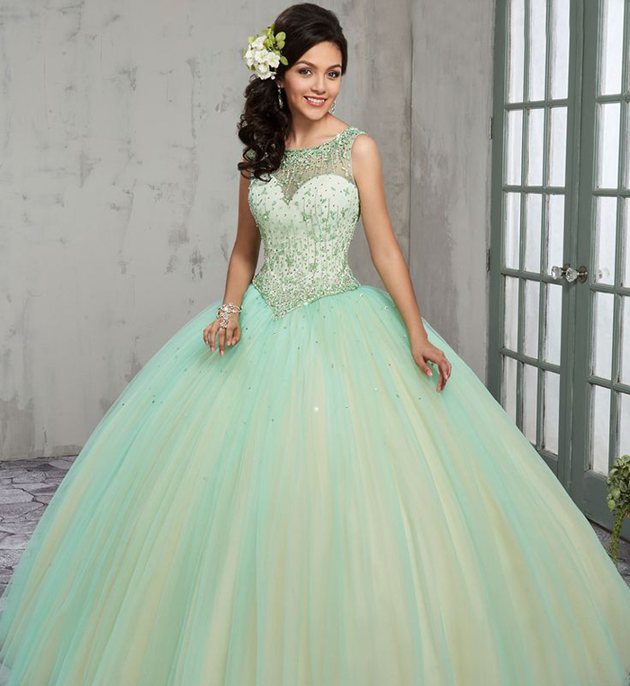 Colores claros para vestidos de 15 años on sale
