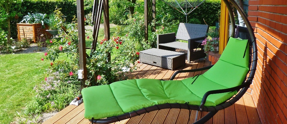 Prendere il sole nel giardino non è più un problema! <br>Sistemi antizanzare di nebulizzazione zhalt.