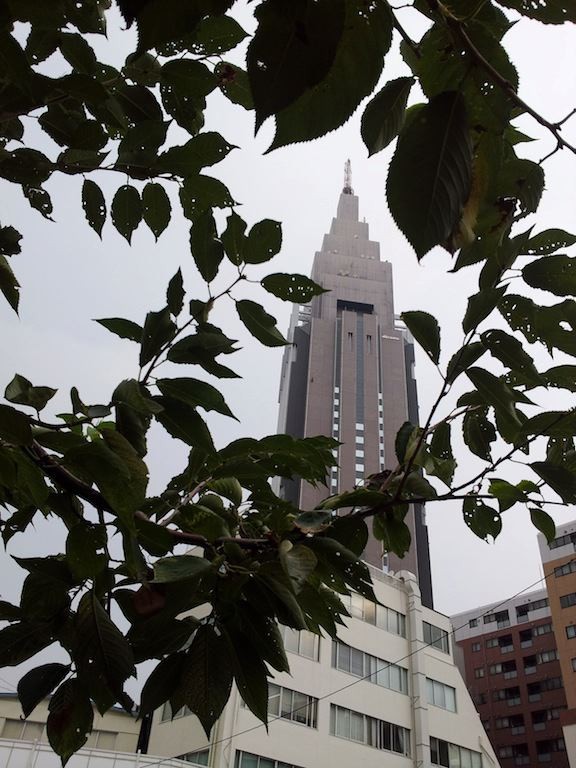 今日の東京、落雷や突風、急な強い雨に注意でつ。　【2012年9月21日】