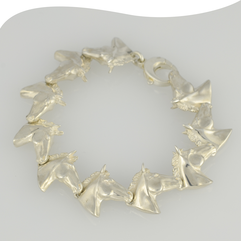 Armschmuck