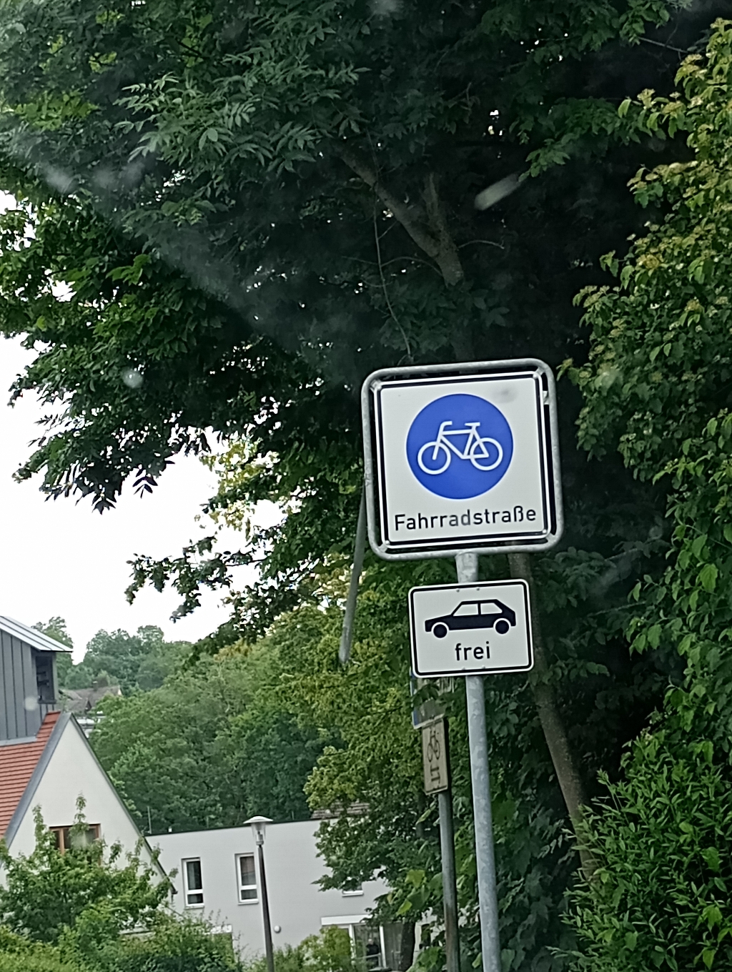 Das beste Schild in Ansbach-Hennenbach