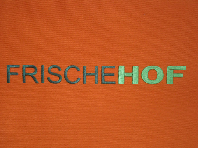 Besticken lassen vom Profi TOP Angebot Streuartikel Logos Patches rasche Lieferung Höchste Qualität schnell und zuverlässig Stickerei Graz Umgebung Textildruck Graz Umgebung Express Stickerei Vereinsbekleidung Vereinsbedarf Fanbekleidung besticken lassen 