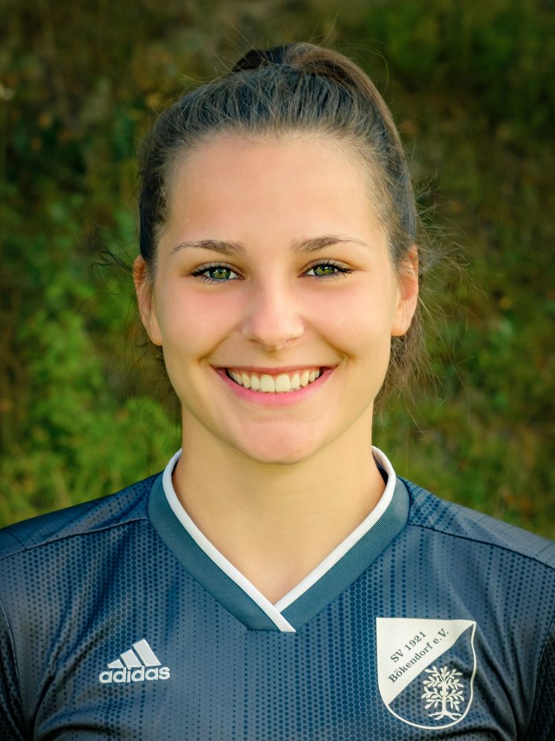 Jana Leuchtmann (6) - Mittelfeld