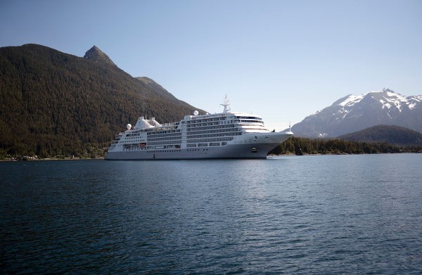Silver Muse auf dem Meer