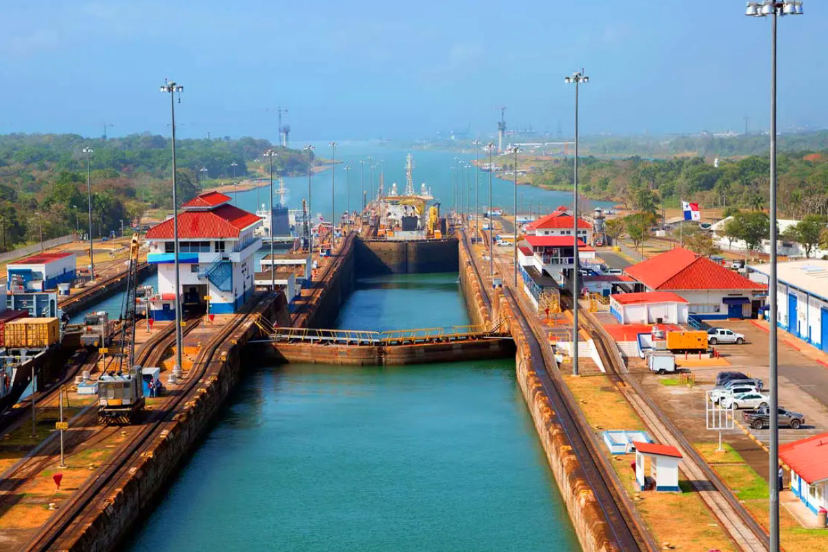 Panamakanal Schiffreisen HX Expeditions