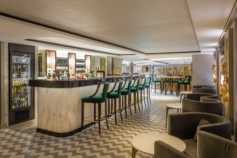 Riverside Mozart Cove Bar